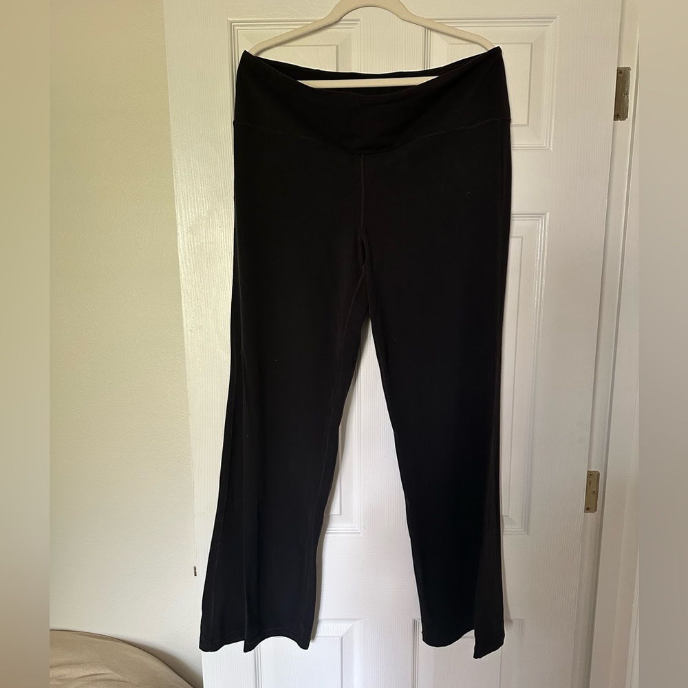 Athleta Black Elevation Flare Pants 2x